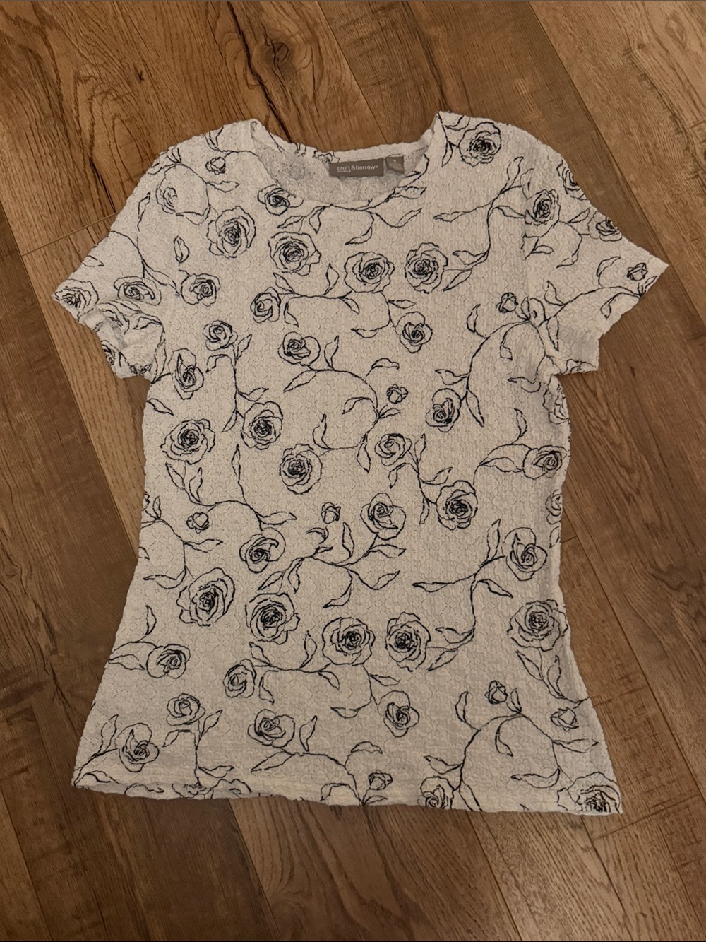 Croft and barrow white Tee with Black Floral Sketch Print